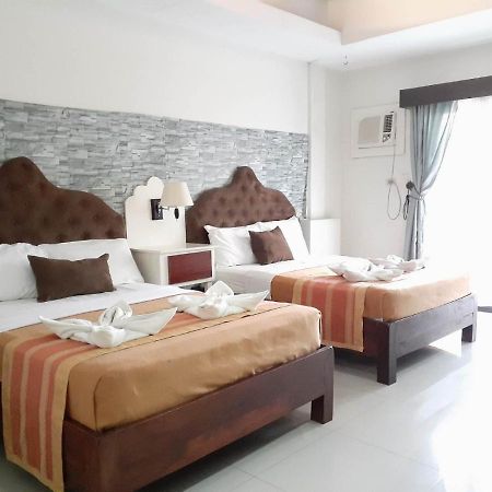 Melsol Hotel Bantay Exterior photo