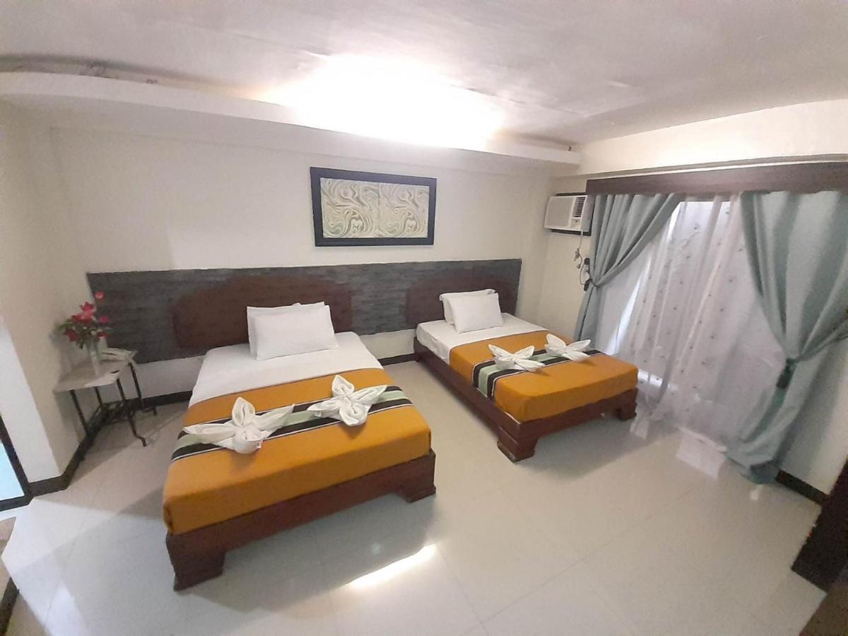 Melsol Hotel Bantay Exterior photo