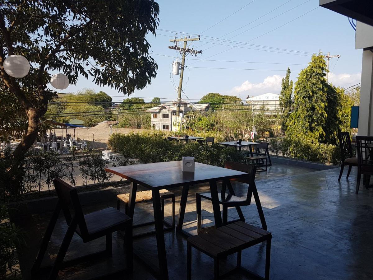 Melsol Hotel Bantay Exterior photo